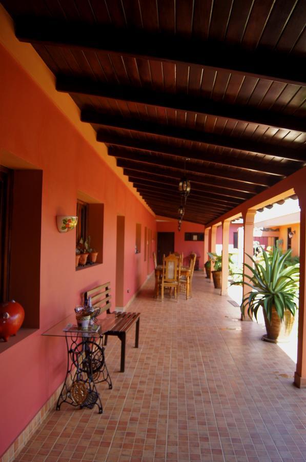 La Residencia Inn Jinotepe Екстериор снимка